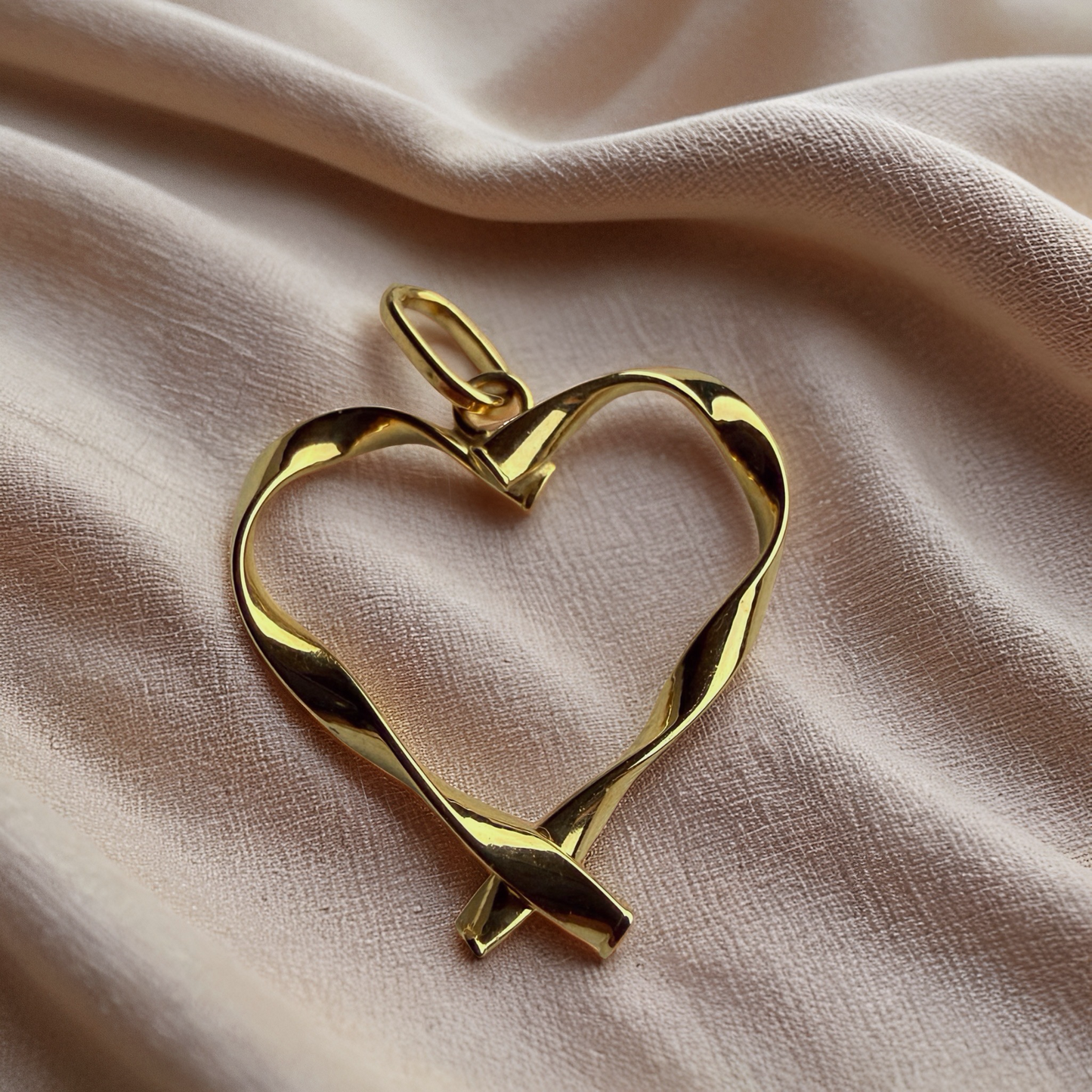 Twisted Heart Pendant