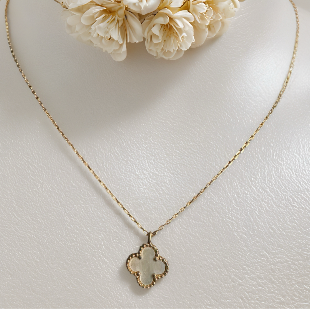 Mother-of-Pearl Clover Necklace