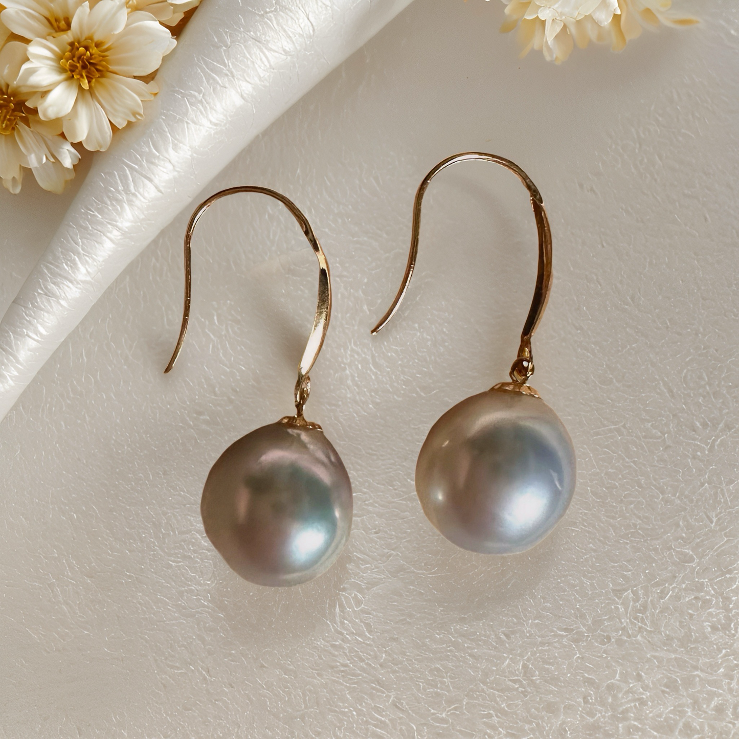 Grey South Sea Pearl Earrings – 18K Solid Gold