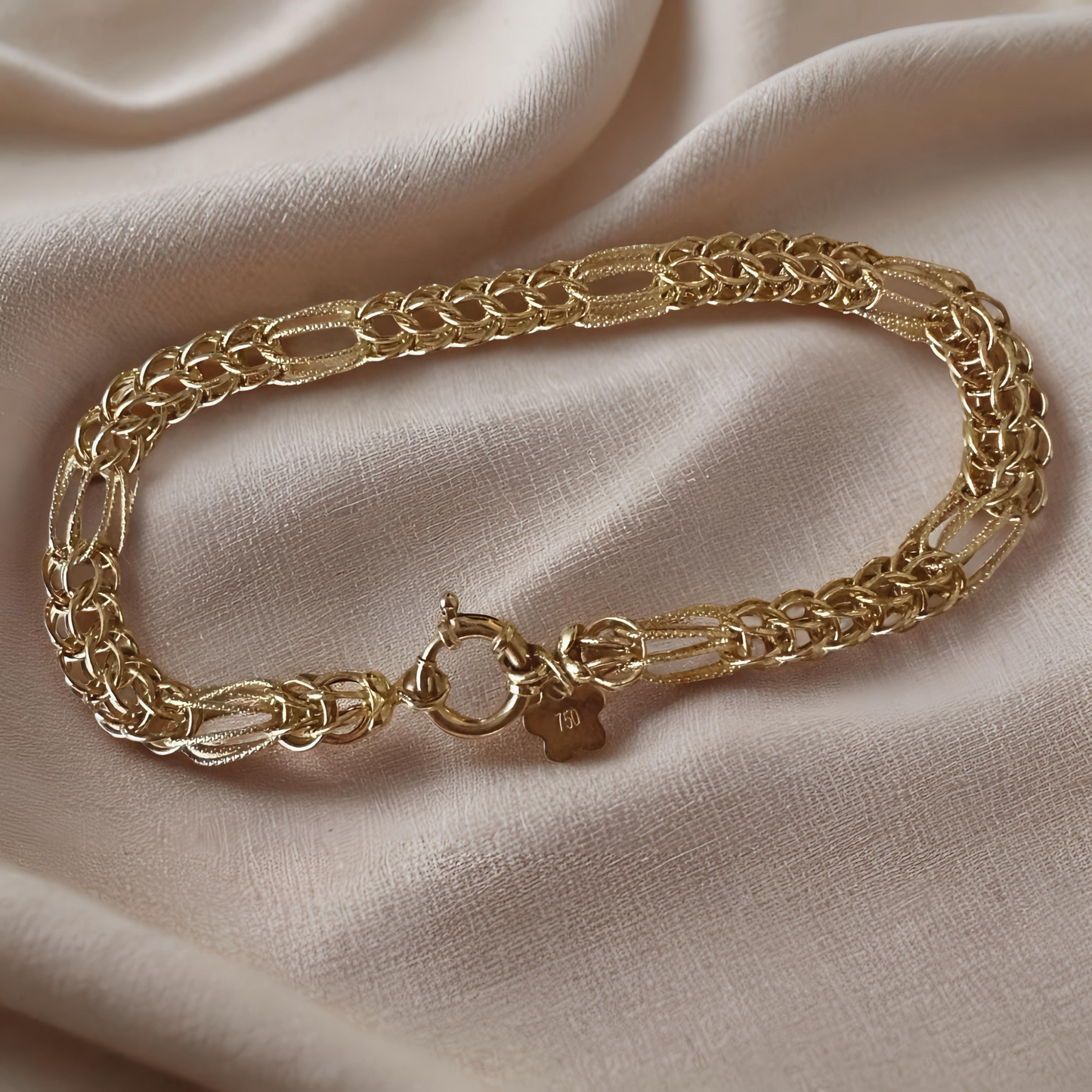 Multi-Link Chain Bracelet