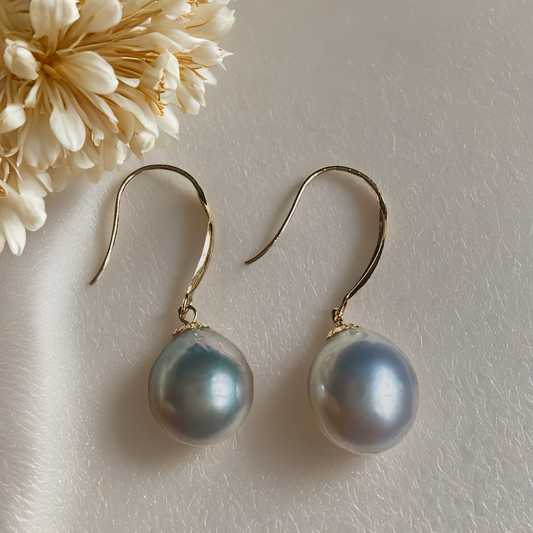 Grey South Sea Pearl Earrings – 18K Solid Gold