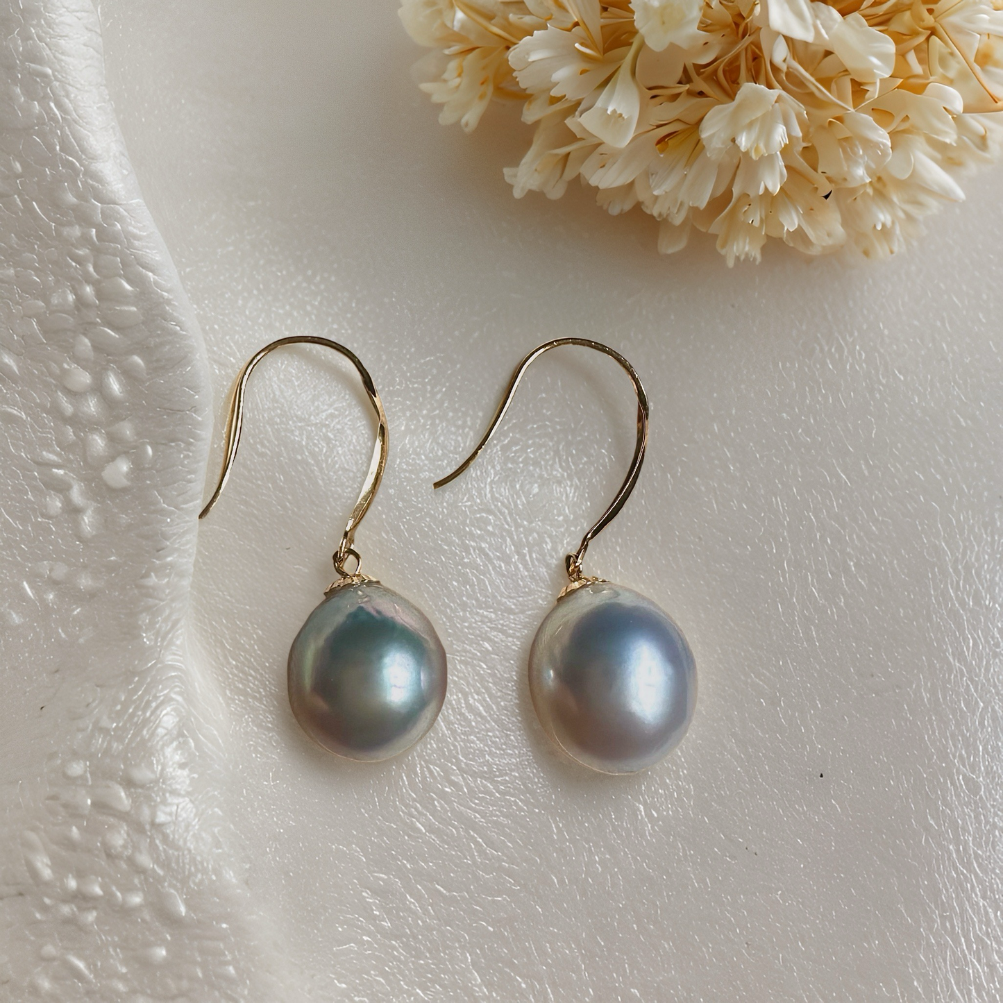 Grey South Sea Pearl Earrings – 18K Solid Gold